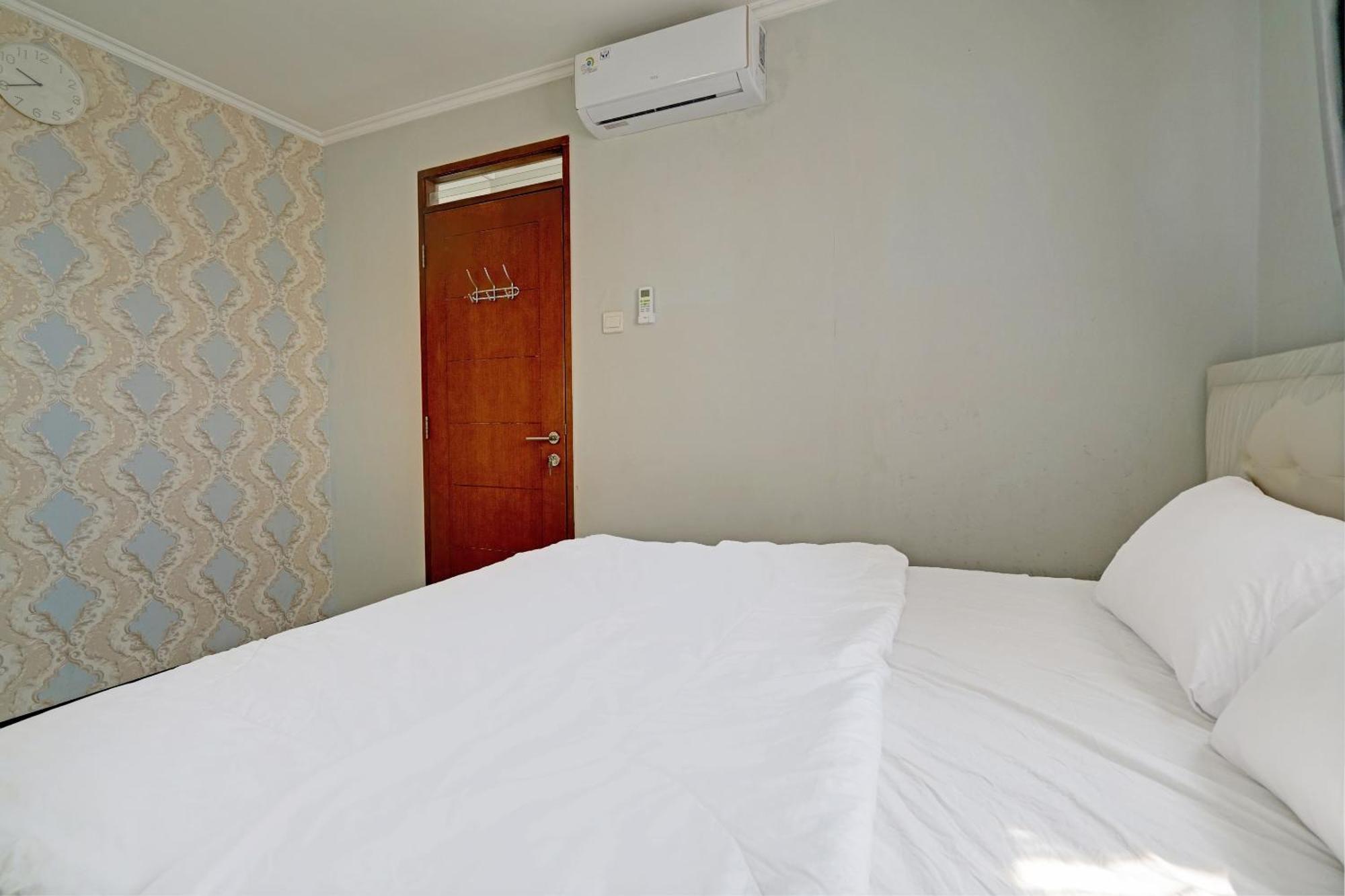 Hotel Oyo Life 93097 Gateway Pasteur By Kaisar 2*