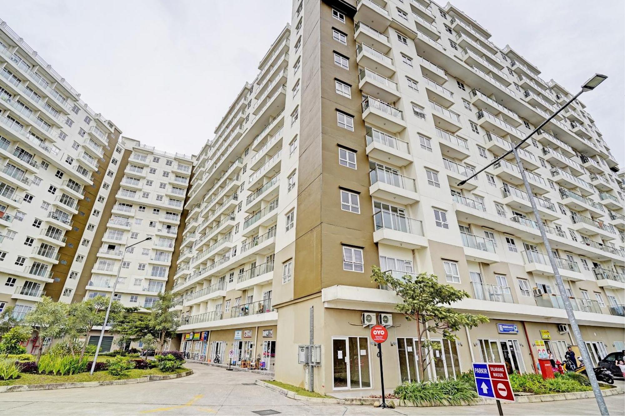 Oyo Life 93097 Gateway Pasteur By Kaisar Hotel
